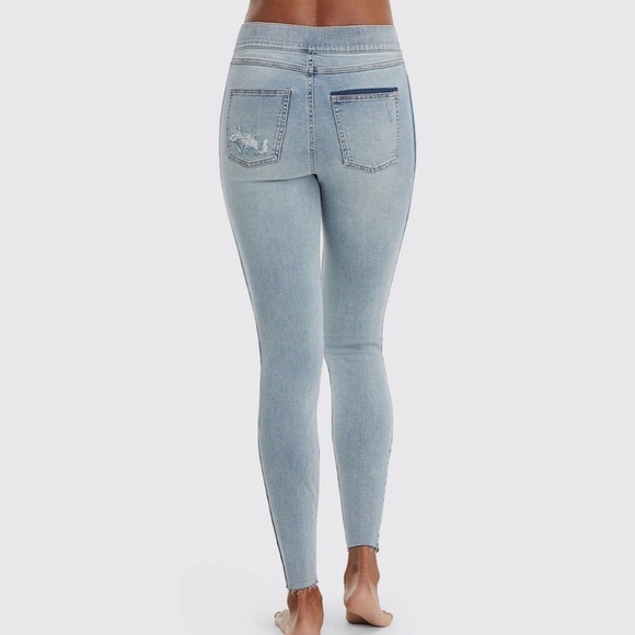 Spanx Distressed Skinny Jean With Side Stripe Light Wash Blue Size L - Picture 3 of 14